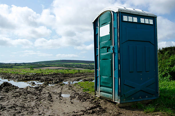 Best Standard Portable Toilet Rental  in Ozark, AL